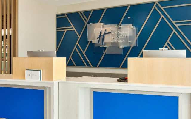 photo 4 of Holiday Inn Express & Suites Hayward - Castro Valley by IHG