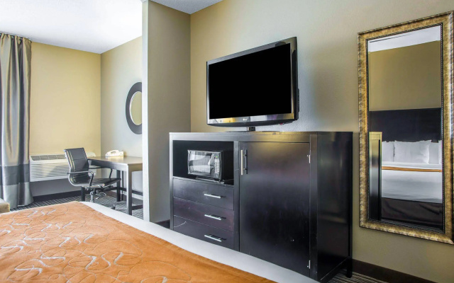 photo 5 of Holiday Inn Express & Suites Hayward by IHG