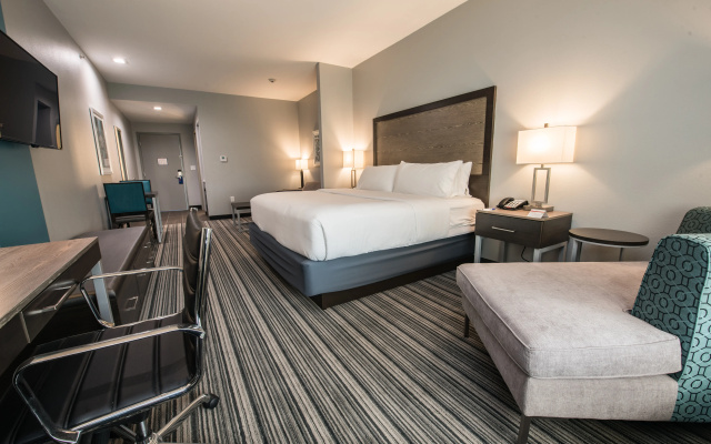 photo 3 of Holiday Inn Express & Suites Houston - Hobby Airport Area by IHG