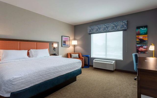 photo 4 of Holiday Inn Express & Suites Jacksonville SE- Med Ctr Area by IHG