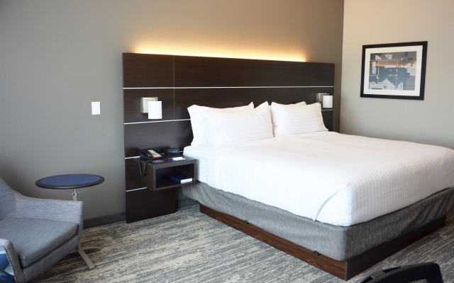 photo 4 of Holiday Inn Express & Suites Jacksonville W - I295 and I10 by IHG