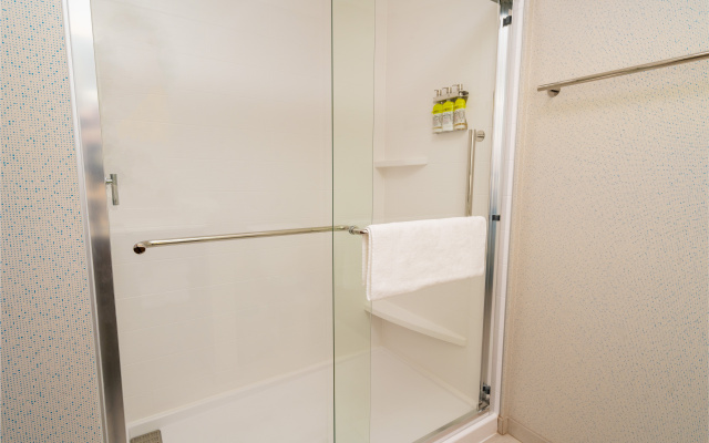 photo 3 of Holiday Inn Express & Suites Las Vegas - E Tropicana by IHG