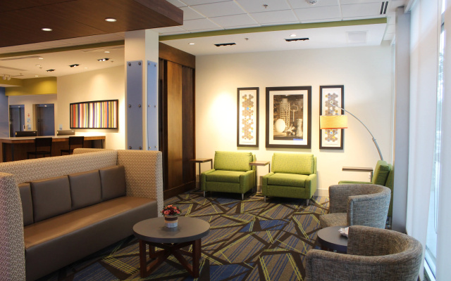 photo 2 of Holiday Inn Express & Suites Latta by IHG