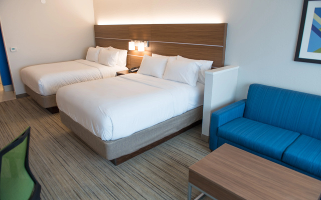photo 3 of Holiday Inn Express & Suites Louisville N - Jeffersonville by IHG