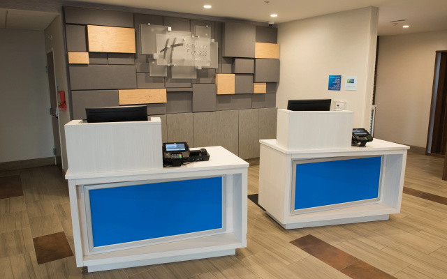 photo 5 of Holiday Inn Express & Suites Louisville N - Jeffersonville by IHG