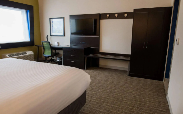 photo 5 of Holiday Inn Express & Suites Marietta by IHG