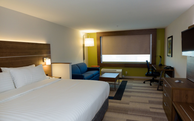 photo 3 of Holiday Inn Express & Suites McKinney - Frisco East by IHG