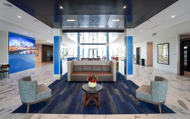 photo 2 of Holiday Inn Express & Suites Franklin - Berry Farms by IHG