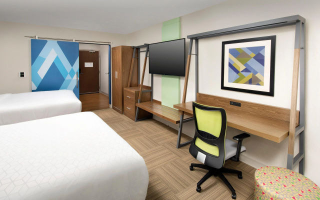 photo 5 of Holiday Inn Express & Suites North Brunswick