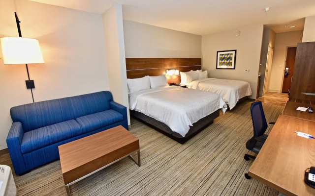 photo 3 of Holiday Inn Express & Suites Perryville, An Ihg Hotel