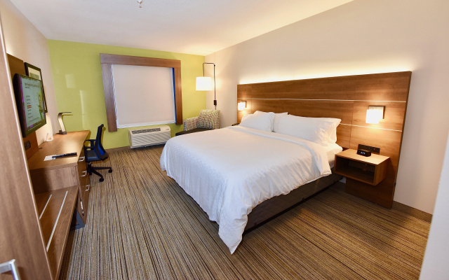 photo 5 of Holiday Inn Express & Suites Perryville, an IHG Hotel