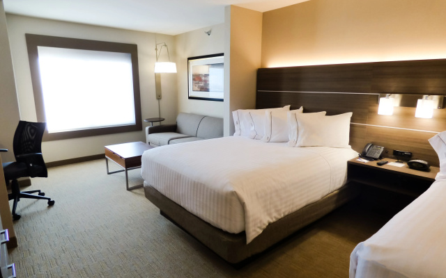 photo 4 of Holiday Inn Express & Suites Plymouth - Ann Arbor Area by IHG