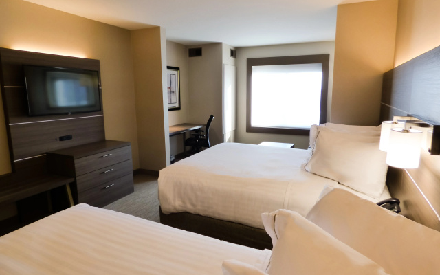 photo 5 of Holiday Inn Express & Suites Plymouth - Ann Arbor Area by IHG