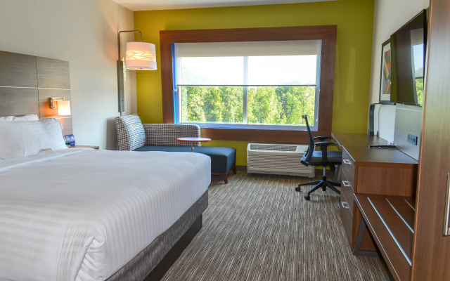 photo 3 of Holiday Inn Express & Suites Raleigh Airport - Brier Creek by IHG