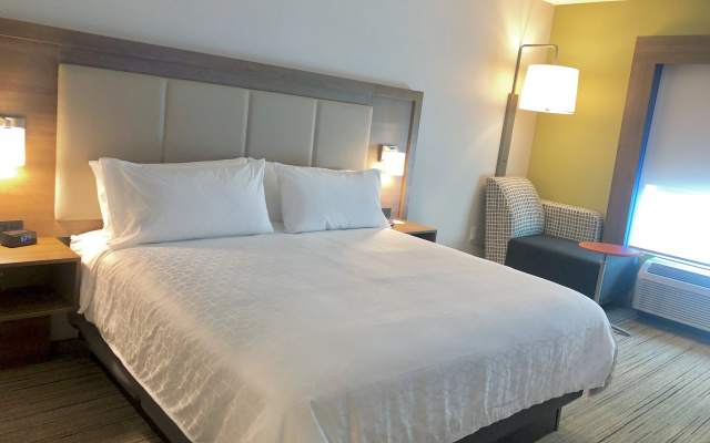 photo 5 of Holiday Inn Express & Suites Raleigh Airport - Brier Creek by IHG
