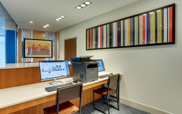 photo 3 of Holiday Inn Express & Suites Roanoke – Civic Center by IHG