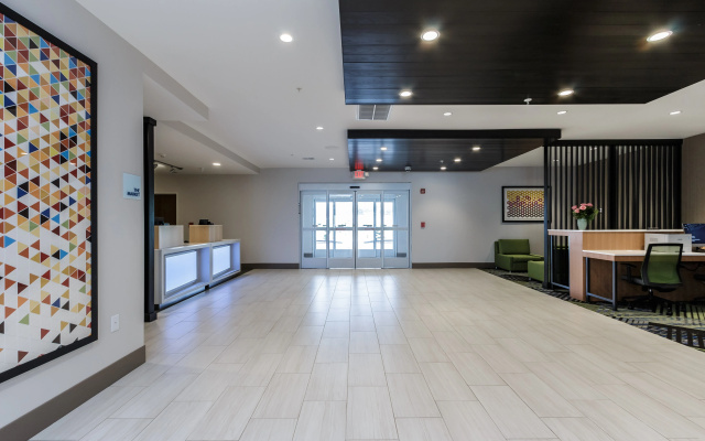 photo 3 of Holiday Inn Express & Suites - South Bend Casino  by IHG