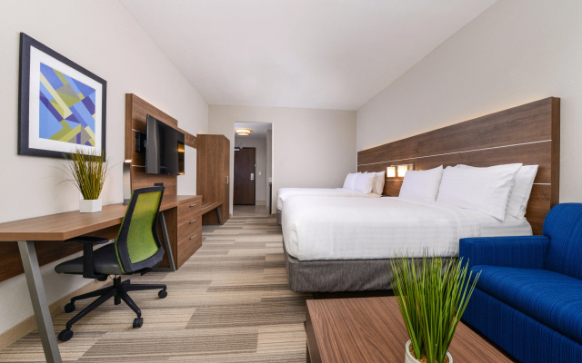 photo 3 of Holiday Inn Express & Suites St. Petersburg - Madeira Beach by IHG