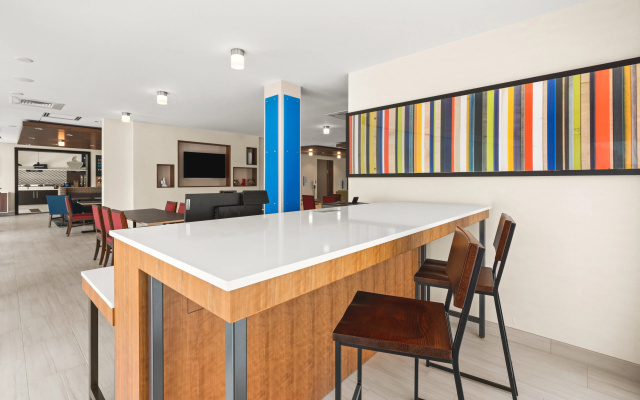 photo 4 of Holiday Inn Express & Suites Suisun City by IHG