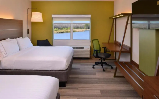 photo 4 of Holiday Inn Express & Suites Trinity
