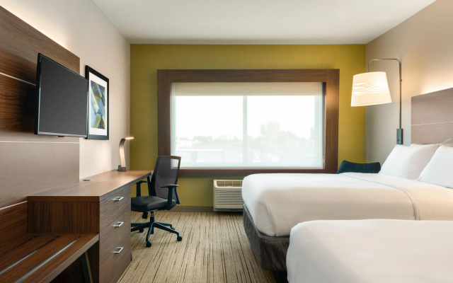 photo 3 of Holiday Inn Express & Suites West Des Moines - Jordan Creek by IHG