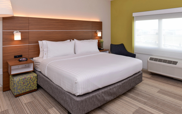 photo 5 of Holiday Inn Express & Suites West Melbourne, an IHG Hotel