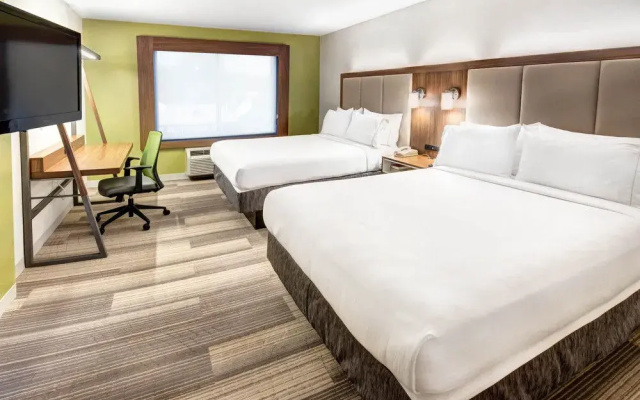 photo 4 of Holiday Inn Express & Suites Woodbridge