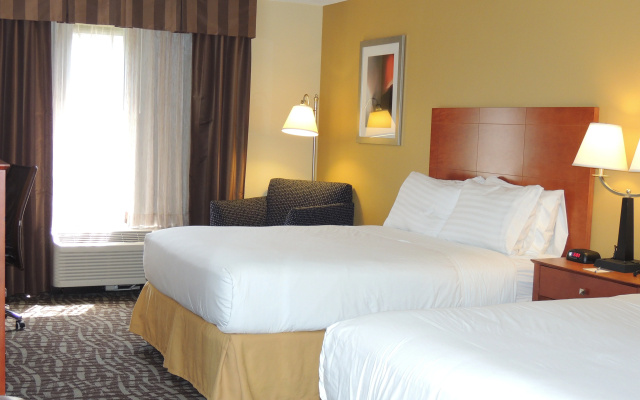 photo 2 of Holiday Inn Express & Suites Birmingham Trussville by IHG