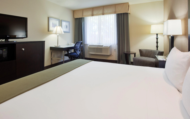 photo 4 of Holiday Inn Express Union City (San Jose) by IHG
