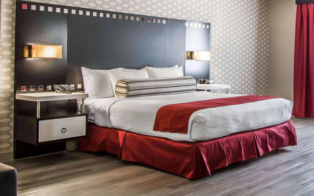 photo 2 of Tilt Hotel Universal-Hollywood, an AGA Collection Hotel