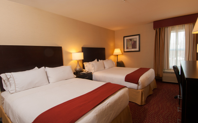 photo 3 of Holiday Inn Express Vernon - Manchester by IHG