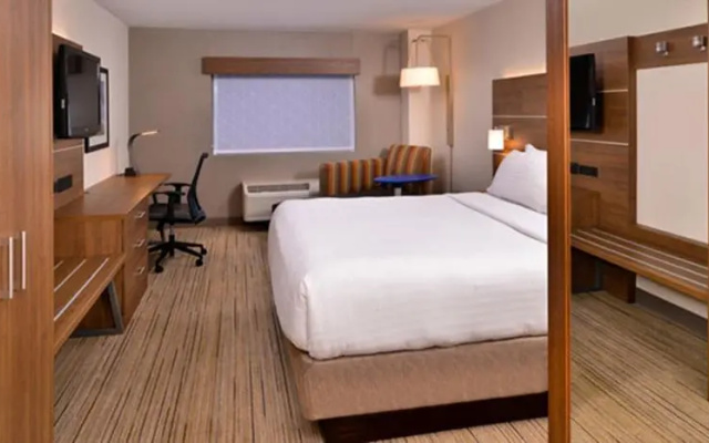 photo 5 of Holiday Inn Express Walnut Creek by IHG