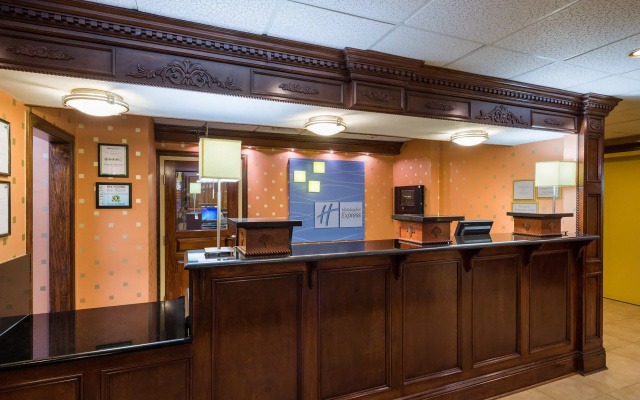 photo 2 of Holiday Inn Express Washington DC East - Andrews AFB by IHG
