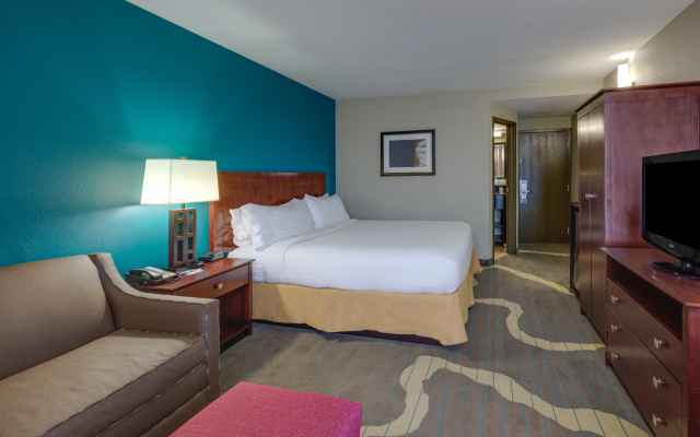 photo 3 of Holiday Inn Express Washington DC East - Andrews AFB by IHG