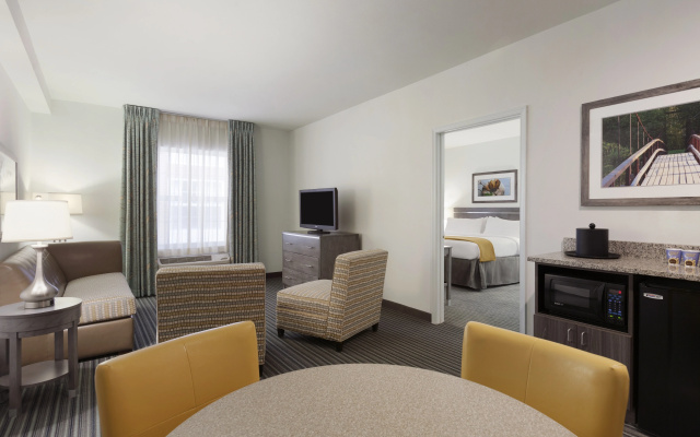 photo 4 of Holiday Inn Express Williamsburg North by IHG