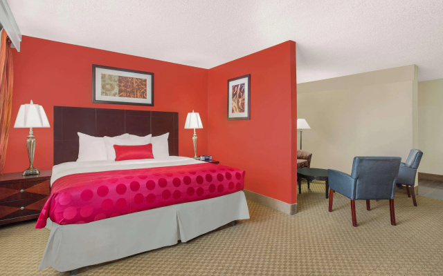 photo 4 of Ramada Plaza by Wyndham Fayetteville Fort Bragg Area