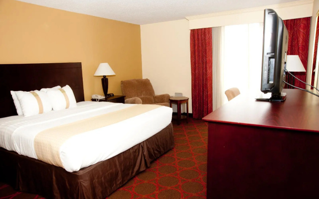 photo 4 of Holiday Inn Fayetteville-I-95 South