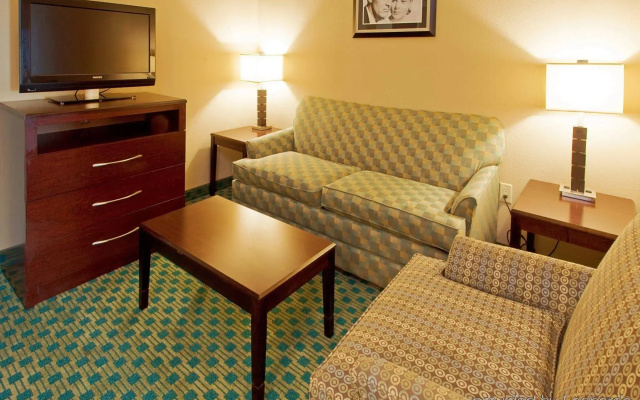 photo 4 of DoubleTree by Hilton Fort Worth Fossil Creek