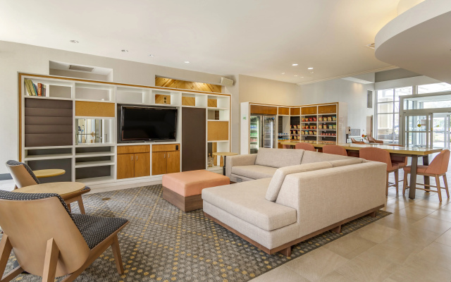 photo 5 of Holiday Inn Atlanta-Gas South Arena Area by IHG