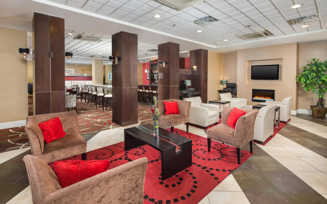 photo 2 of Doubletree by Hilton Chattanooga Hamilton Place
