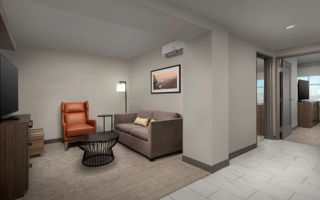 photo 4 of Doubletree by Hilton Chattanooga Hamilton Place
