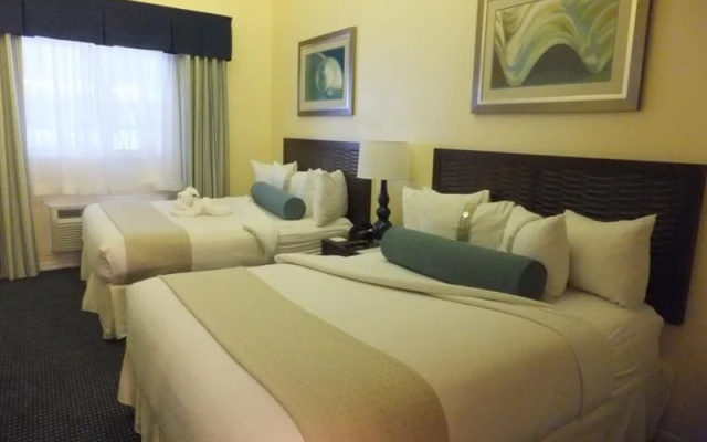 photo 2 of Holiday Inn and Suites Clearwater Beach S-Harbourside (ex Holiday Inn Harbourside Indian Rocks)