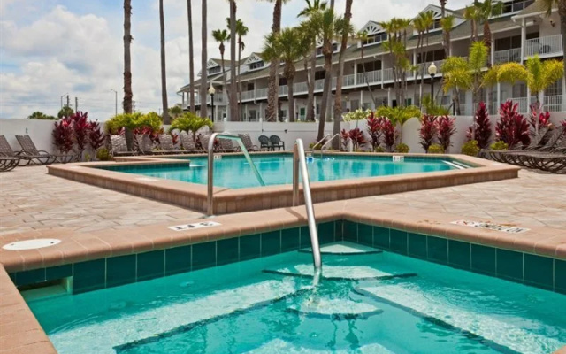 photo 3 of Holiday Inn and Suites Clearwater Beach S-Harbourside (ex Holiday Inn Harbourside Indian Rocks)