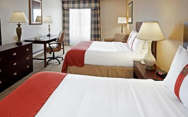 photo 2 of Holiday Inn Harrisburg-East (Airport Area)