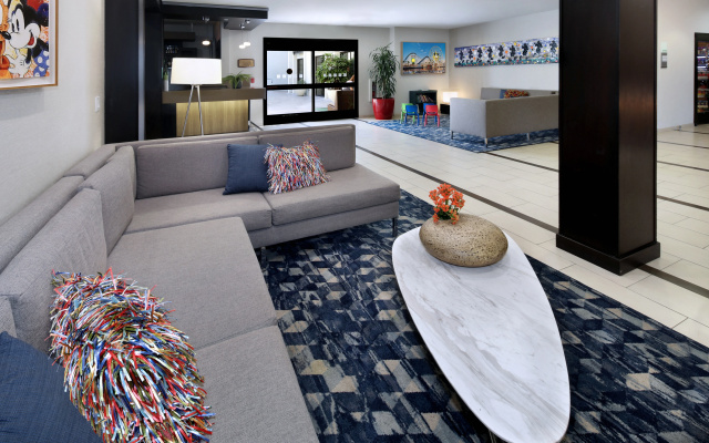 photo 2 of Holiday Inn Hotel & Suites Anaheim by IHG
