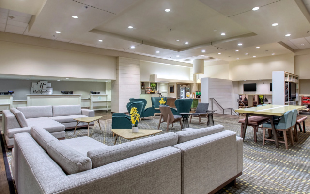 photo 2 of Holiday Inn Hotel & Suites Atlanta Airport-North by IHG
