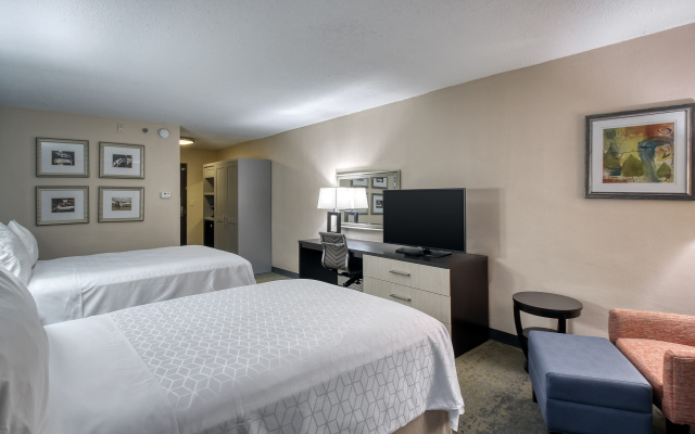 photo 4 of Holiday Inn Hotel & Suites Atlanta Airport-North by IHG