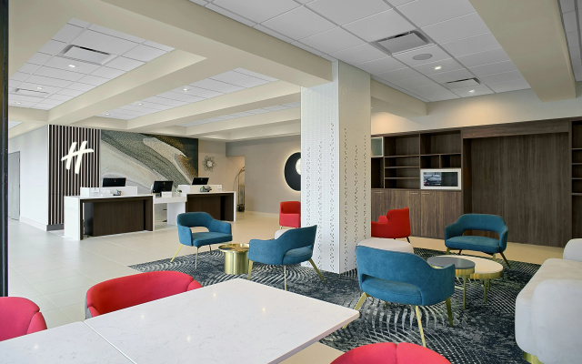 photo 2 of Holiday Inn & Suites Chicago - Downtown by IHG