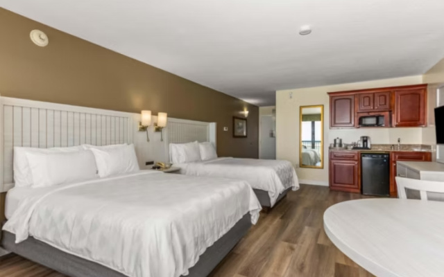 photo 3 of Holiday Inn & Suites Clearwater Beach by IHG