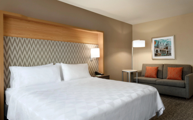 photo 4 of Holiday Inn Hotel & Suites Council Bluffs I-29 by IHG